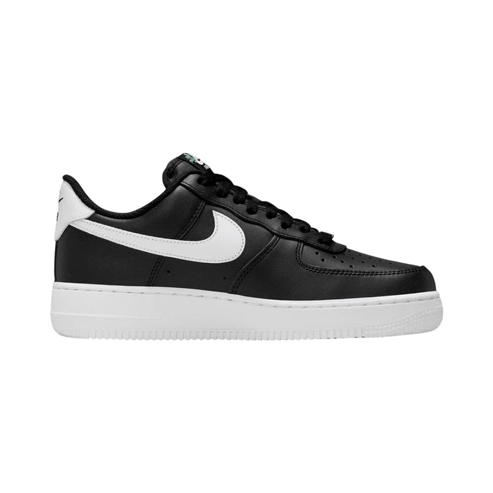 Anúncio: CALZADO DEPORTIVO NIKE IB6644001 AIR FORCE 1 07 PREMIUM FLOWERS FEMENINO