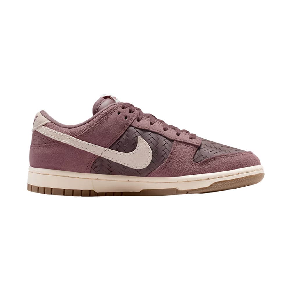 Anúncio: CALZADO DEPORTIVO NIKE IB6161500 DUNK LOW PREMIUM SE FEMENINO