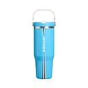 Anúncio: BOTELLA TÉRMICA STANLEY FLIP STRAW HEAT WAVE COUNTRY 43-1499 887ML TEAM LIGHT BLUE WHITE