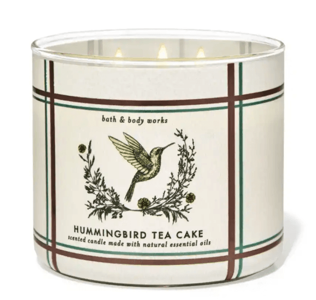 Vela Perfumada Bath And Body Works Hummingbird Tea Cake 411G
