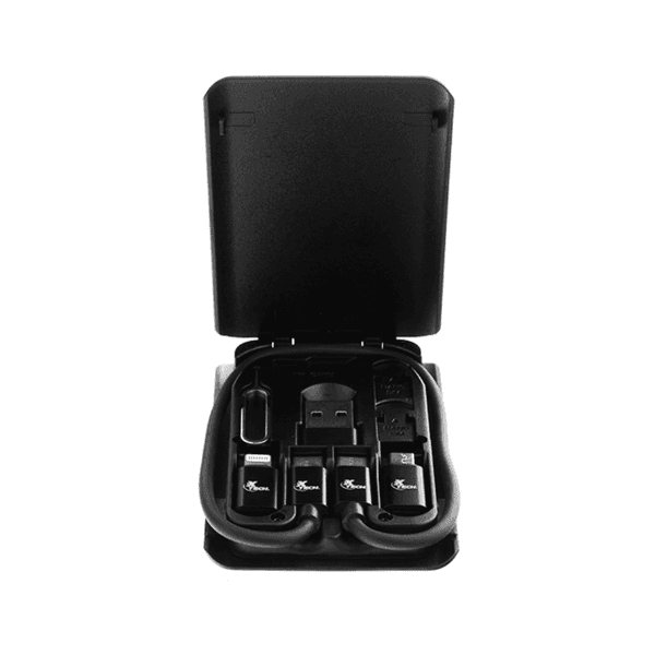 Adaptador Xtech Xtc-570 com Estojo de Armazenamento / USB-C para USB-A / Adaptador Micro-USB / Adaptador Lightning - Preto