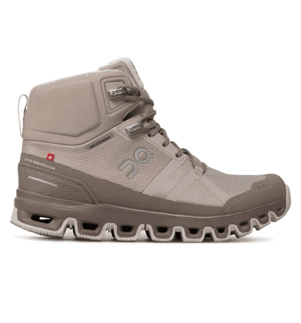 Calçado Esportivo Feminino On-Running Cloudrock Waterproof