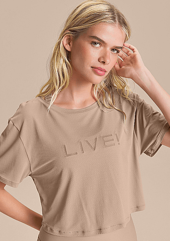 Camiseta Cropped Comfort Fem Live P1411 Clay Beige