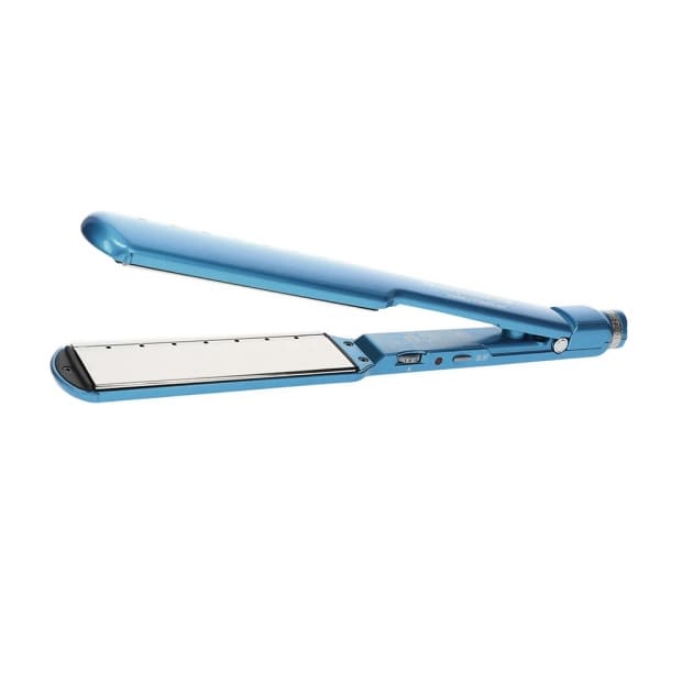 Chapinha Babyliss Pro Nano Titanium Para Cabelos Molhados e Secos 38MM Bivolt