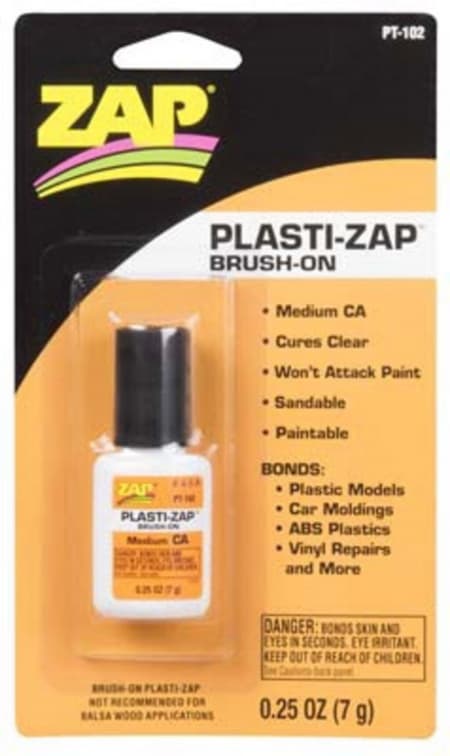 Cola para Plástico Pacer Glue Plast-Zap Brush On Média 0.25Oz Cartela Pt-102