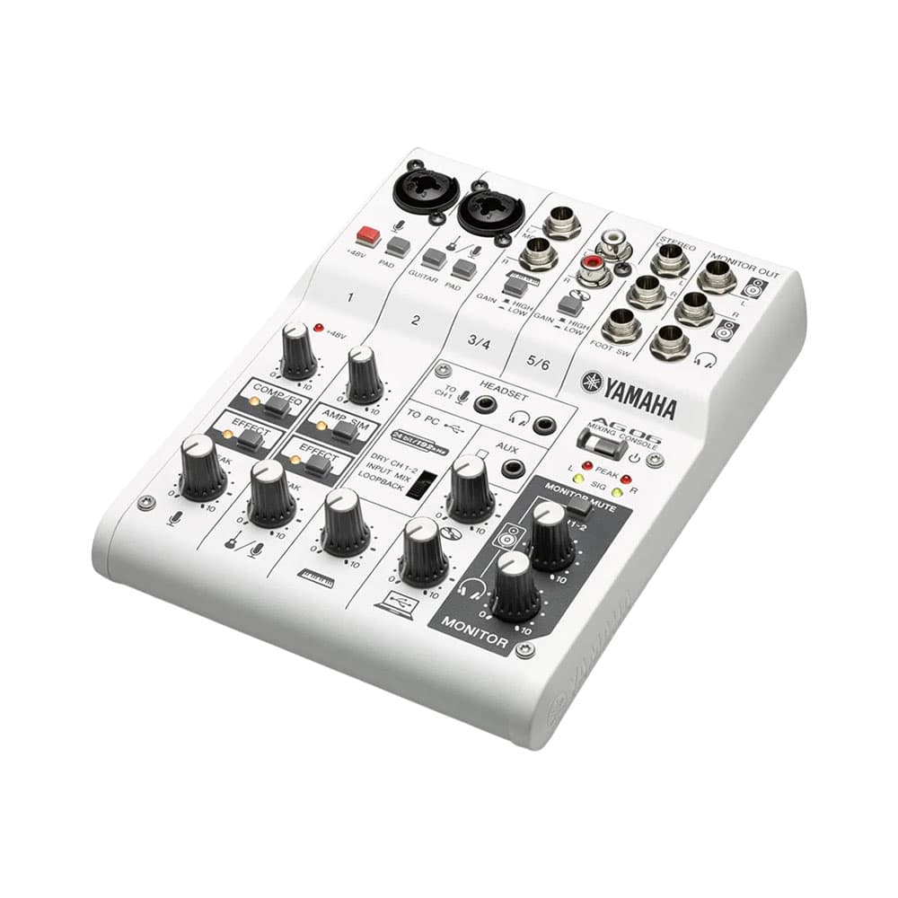 Console Yamaha AG06MK2