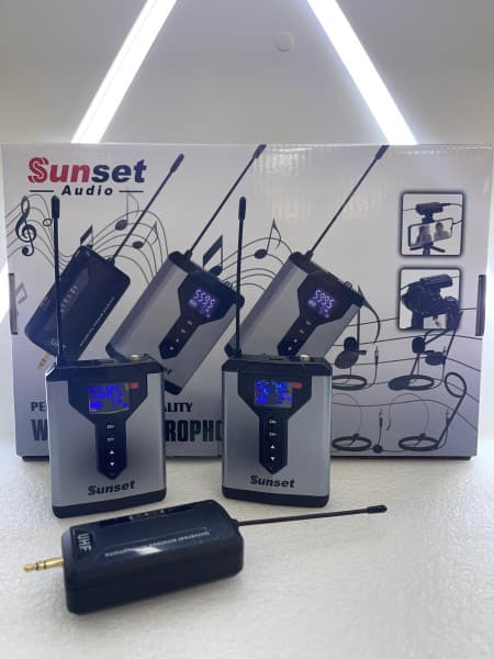 Microfone Sunset Q7 Sem Fio com 2 Lapelas/Cabeça
