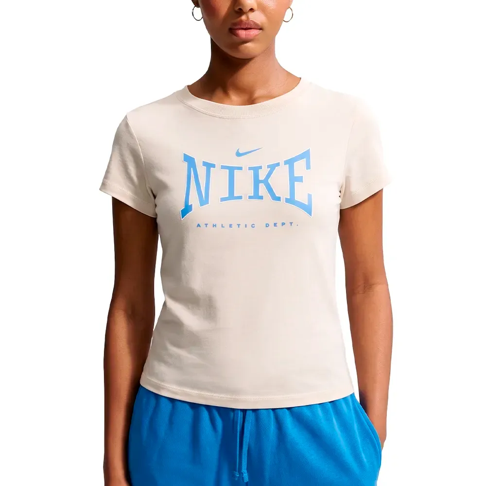 Nike Remera Fem Sportswear IR8967104 (l) Blanco