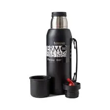 Garrafa Térmica Terrano 1L Manija Movil + Bota Protectora Preto Opaco